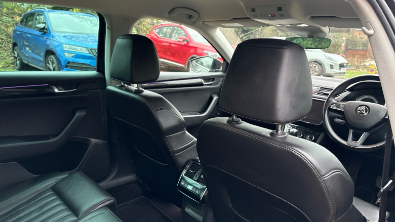 Skoda Superb 2.0 TDI CR 190 Laurin + Klement 4X4 5dr DSG [7 Sp] Diesel Estate